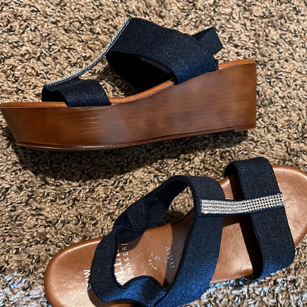 Italian shoemaker jean like sandals with rhinestones. - Picture 6 of 6